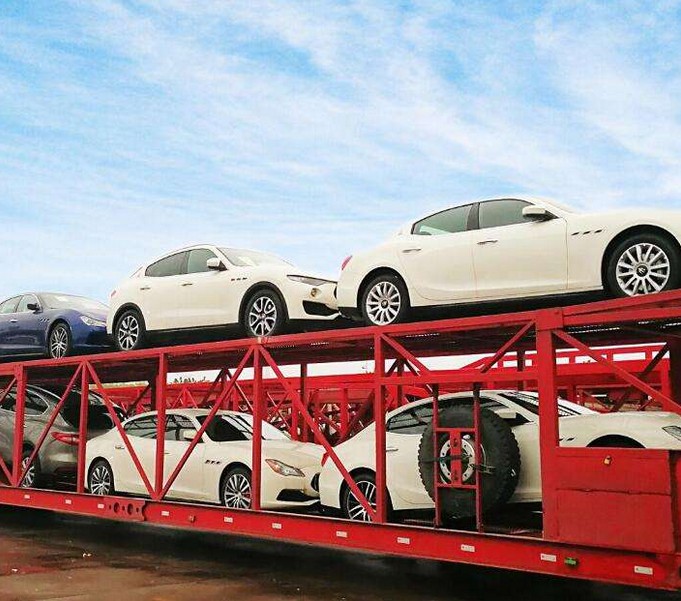 轎車(chē)運輸